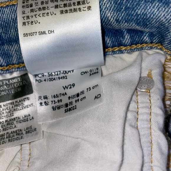 Levi’s High Rise Shorts 501 - Picture 4 of 5